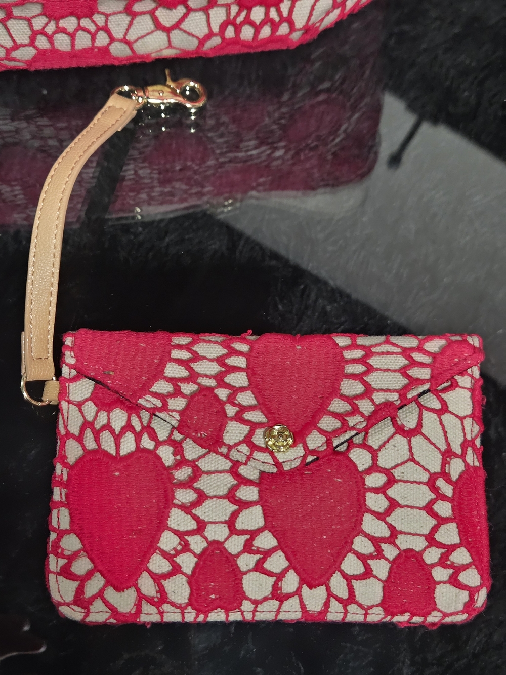 Betsey Johnson Lacey Heart Tote & Wristlet - Picture 12 of 14